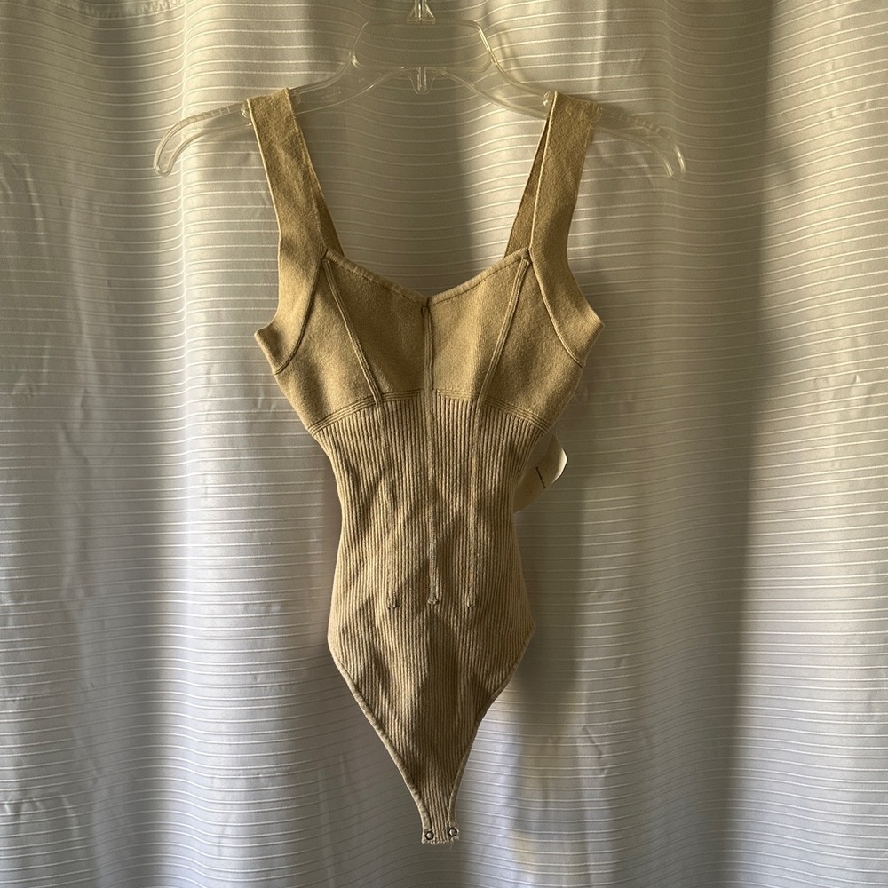 Abercrombie & Fitch Beige Ribbed Bodysuit